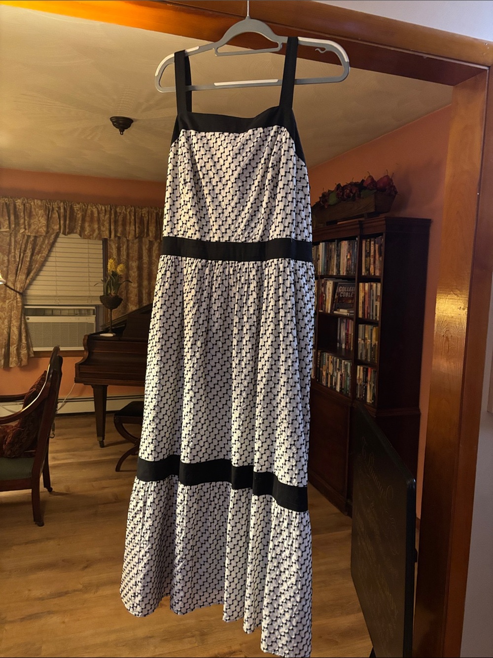 Lane Bryant Black and White Patterned Sleeveless Maxi Dress
